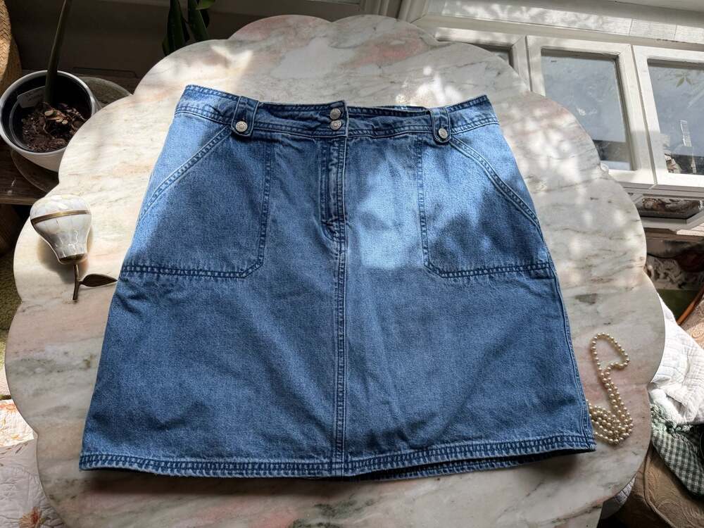 First Issue by Liz Claiborne Vintage Denim Skort Size 12